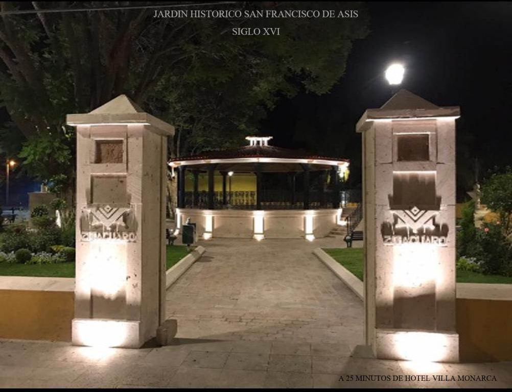 Hotel Villa Monarca Inn Zitácuaro Exteriér fotografie