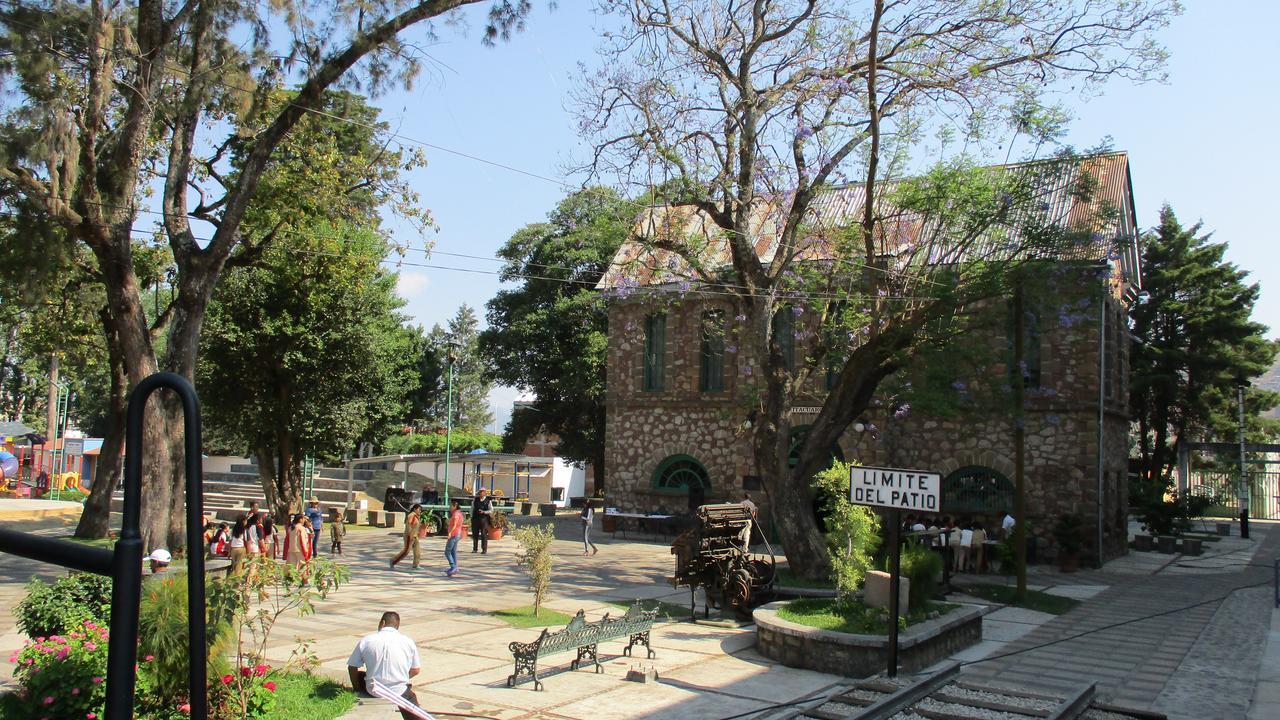 Hotel Villa Monarca Inn Zitácuaro Exteriér fotografie