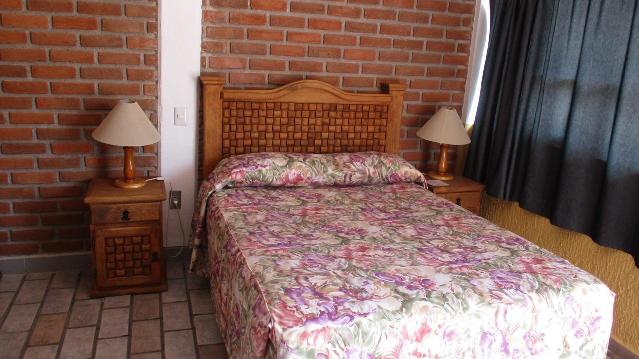 Hotel Villa Monarca Inn Zitácuaro Exteriér fotografie