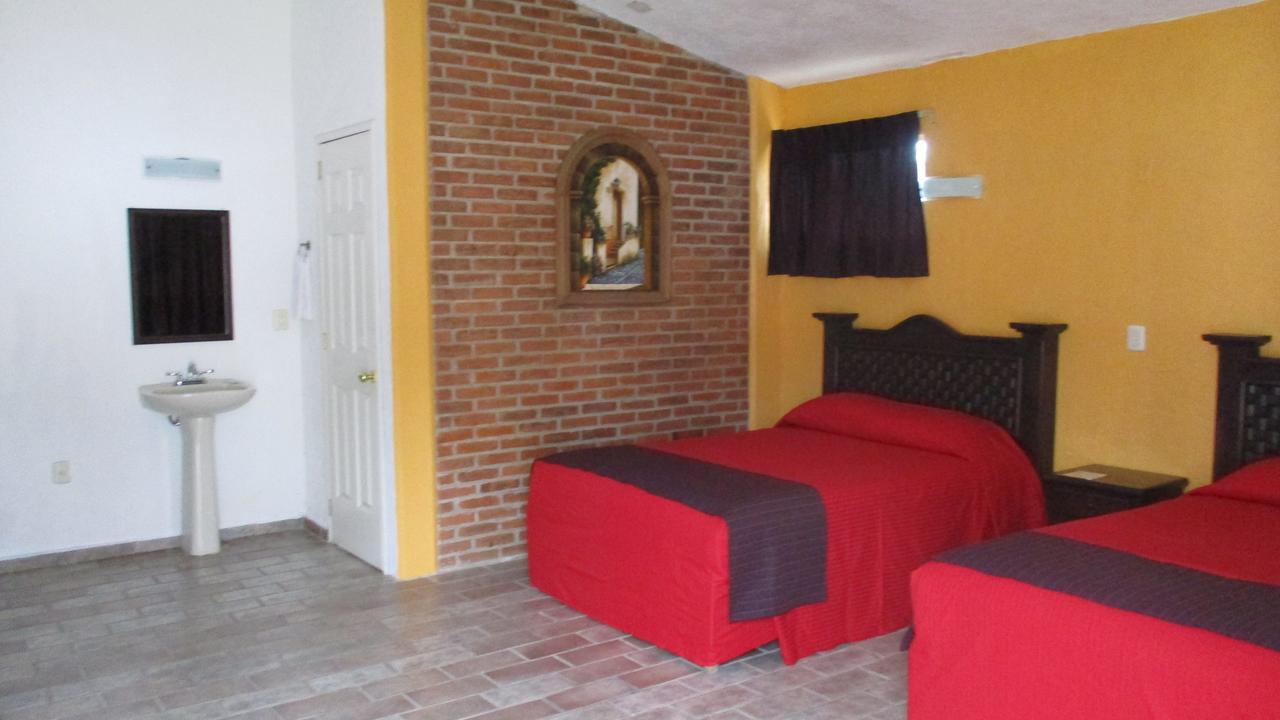 Hotel Villa Monarca Inn Zitácuaro Exteriér fotografie