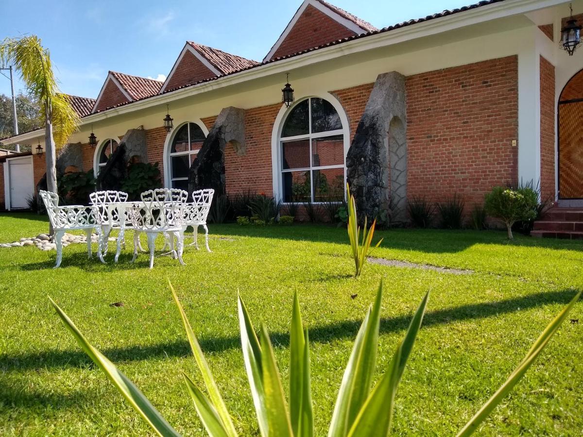 Hotel Villa Monarca Inn Zitácuaro Exteriér fotografie