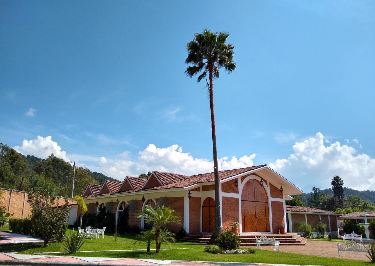 Hotel Villa Monarca Inn Zitácuaro Exteriér fotografie