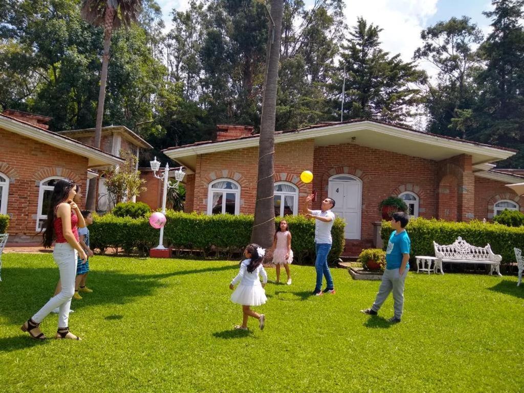 Hotel Villa Monarca Inn Zitácuaro Exteriér fotografie